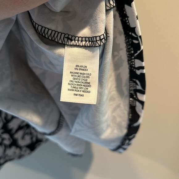 Adrienne Vittadini Medium Pull-on Activewear Skirt - Picture 7 of 8